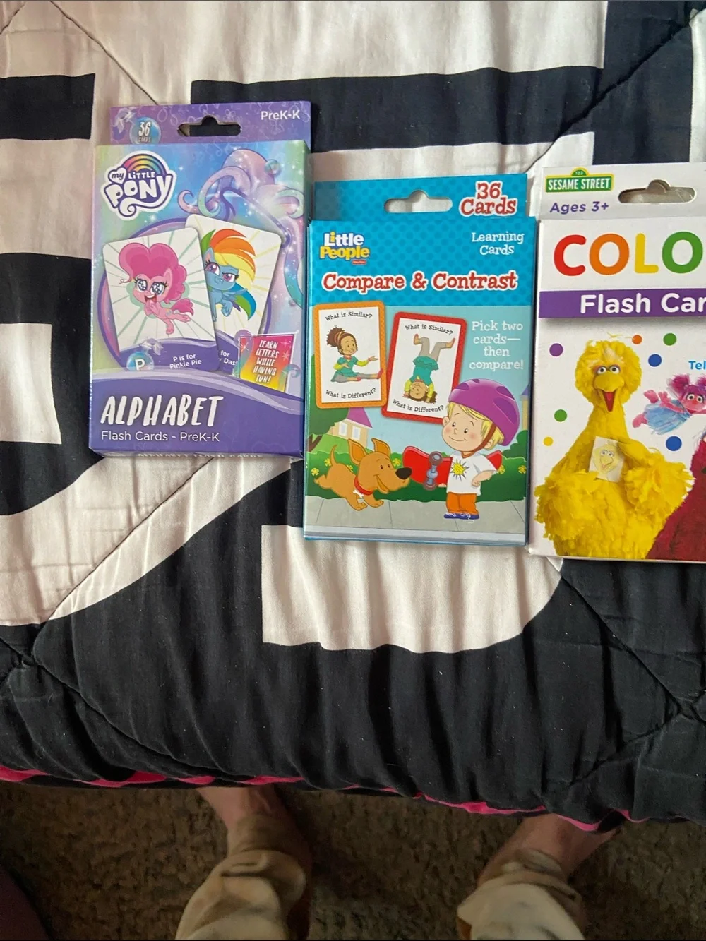 Sesame Street Colors Flash Cards - Yellow, Red, Purple, Green, Blue